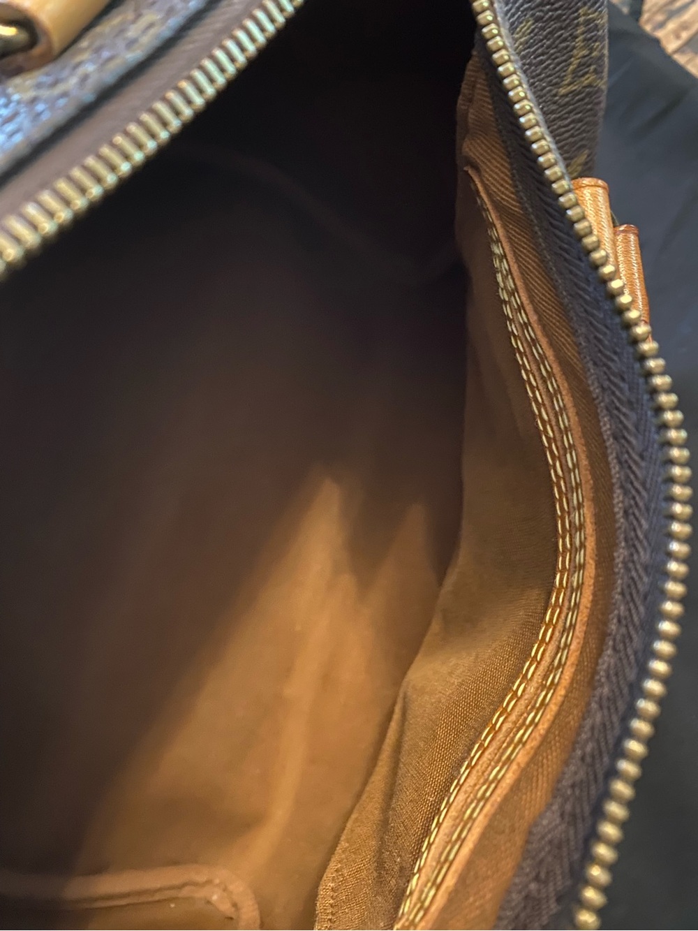 Authentic Vintage Louis Vuitton Monogram Speedy - Picture 3 of 16